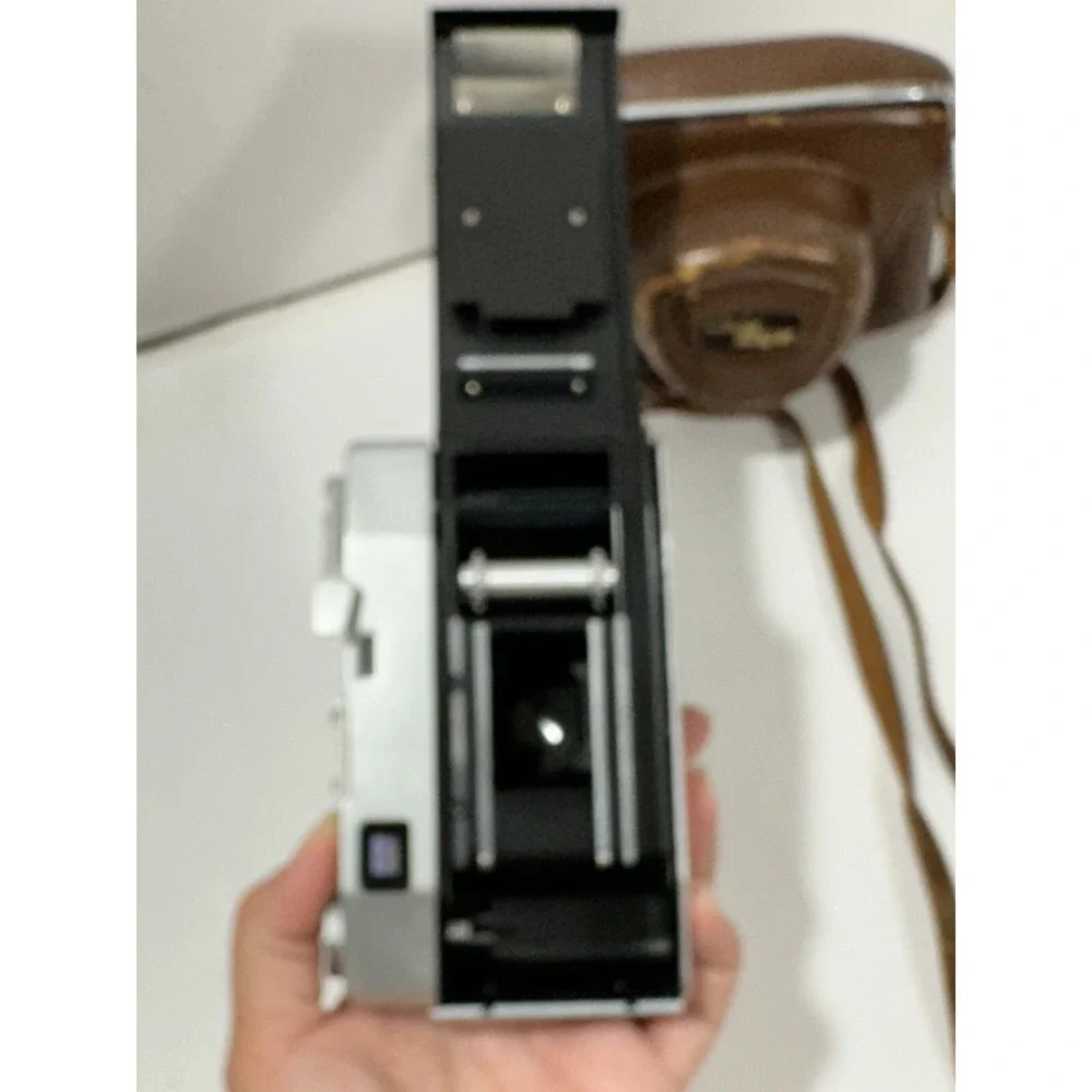 Olympus‎ Auto-Eye Rangefinder with 45mm F2.8 Lens Camera With Leather Brown Case